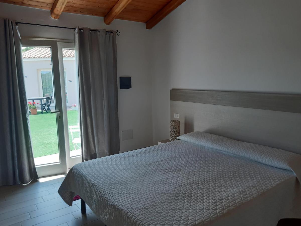 Bed and Breakfast Sole&Sale à San Teodoro  Extérieur photo