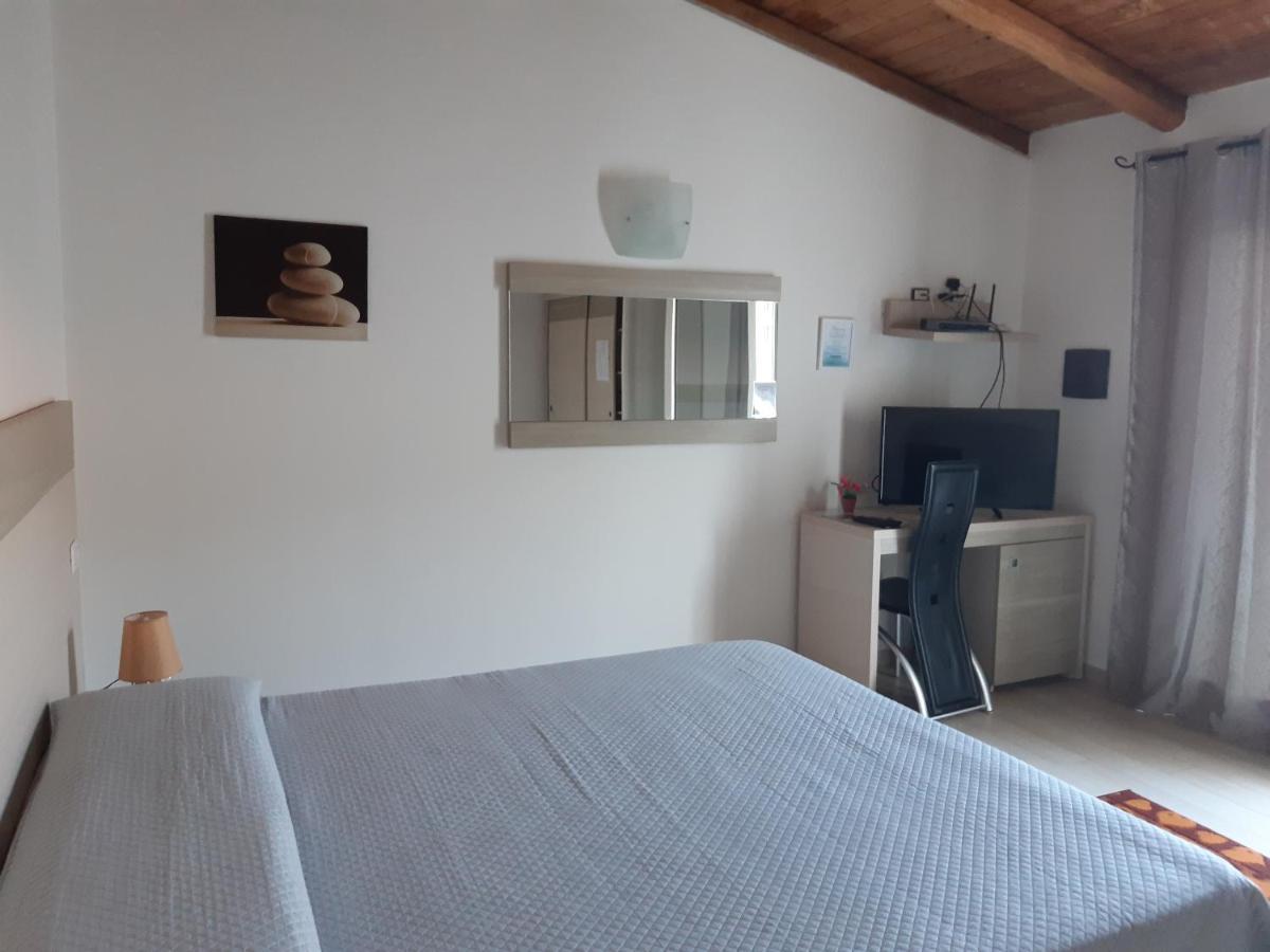 Bed and Breakfast Sole&Sale à San Teodoro  Extérieur photo