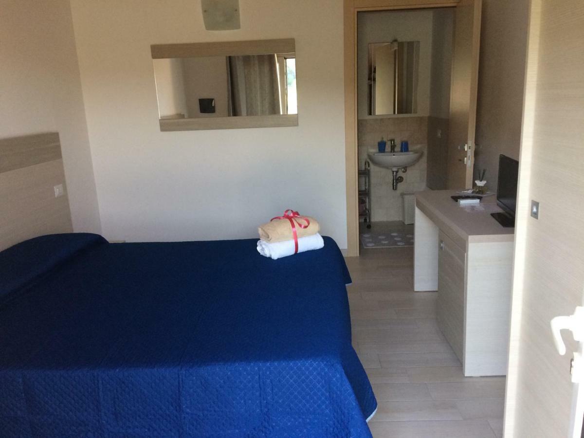 Bed and Breakfast Sole&Sale à San Teodoro  Extérieur photo
